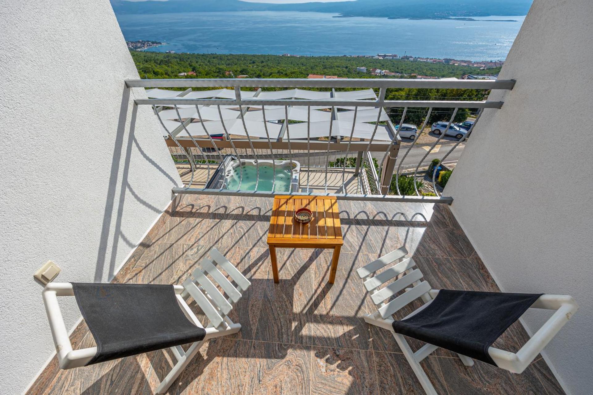 Apartments Francoise Crikvenica Bagian luar foto